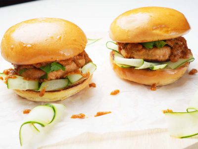 Chicken Satay Burger (Serves 2)